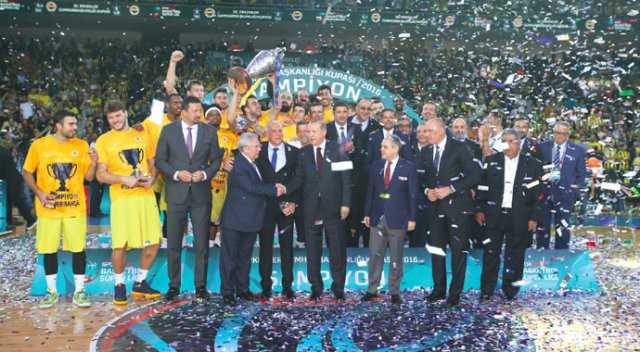 Bu gurur Fener'in Bu gurur Fener'in