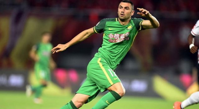 Burak Yılmaz attı Beijing Guoan kazandı Burak Yılmaz attı Beijing Guoan kazandı