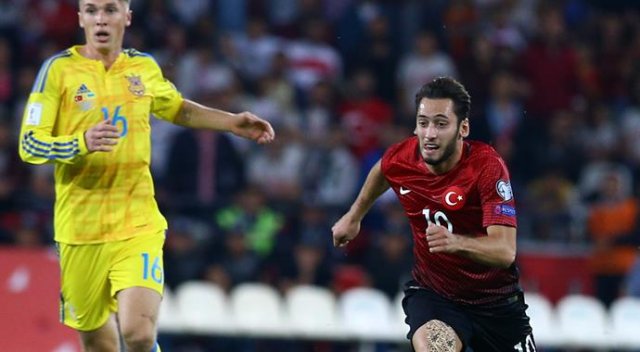 Çalhanoğlu: 1 puan bizi üzdü