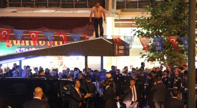 Erdoğan’ın valilik ziyareti sırasında hareketli dakikalar