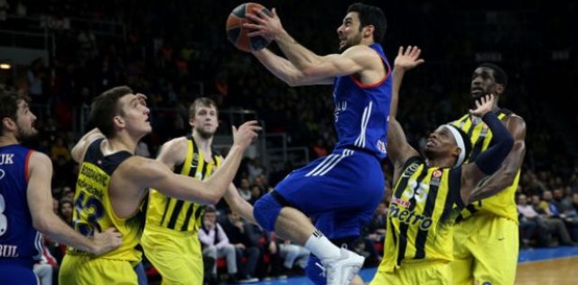 Fenerbahçe - Anadolu Efes: 77-69 Fenerbahçe - Anadolu Efes: 77-69