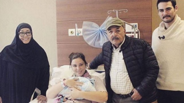 Ferdi Tayfur dede oldu