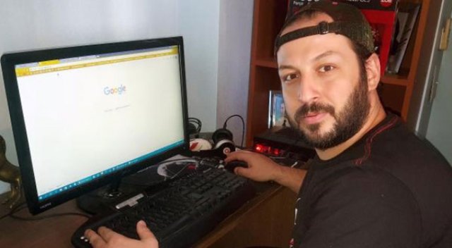 Google'ın açığını bulan Adanalı, 20 milyon dolar istiyor Google'ın açığını bulan Adanalı, 20 milyon dolar istiyor