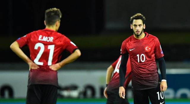 Hakan Çalhanoğlu'ndan özeleştiri Hakan Çalhanoğlu'ndan özeleştiri