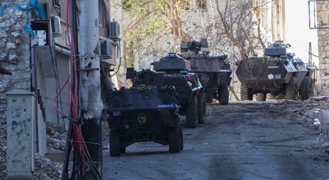 Hani ve Dicle'de sokağa çıkma yasağı kaldırıldı Hani ve Dicle'de sokağa çıkma yasağı kaldırıldı