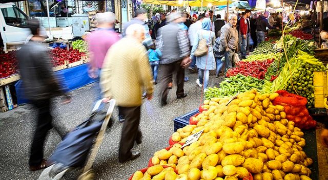 Havalar soğudu, sebze fiyatları cep yakıyor Havalar soğudu, sebze fiyatları cep yakıyor