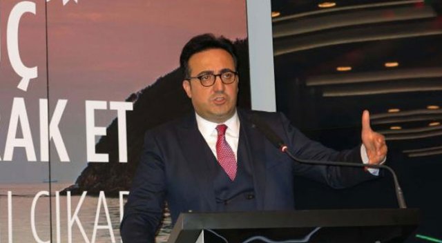 İlker Aycı yabancı gazetecilere 15 Temmuz'u anlattı İlker Aycı yabancı gazetecilere 15 Temmuz'u anlattı