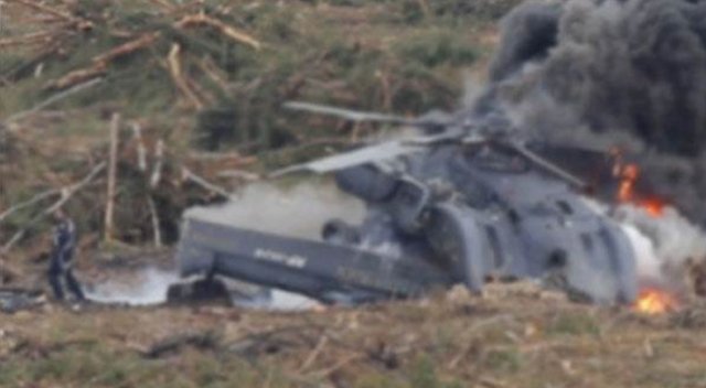 Irak&#039;ta askeri helikopter düştü