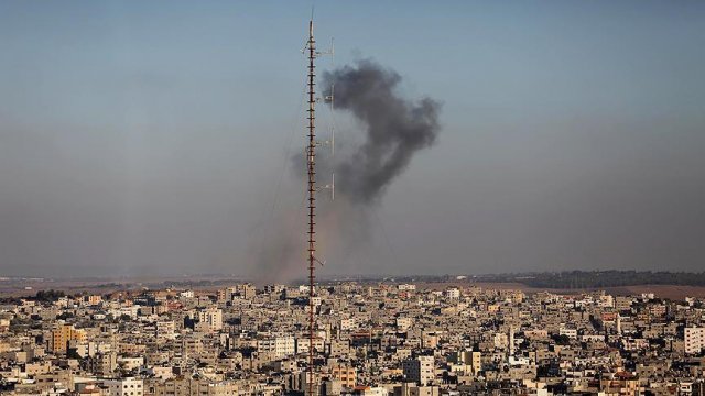 İsrail'den Gazze'ye 35 hava saldırısı İsrail'den Gazze'ye 35 hava saldırısı