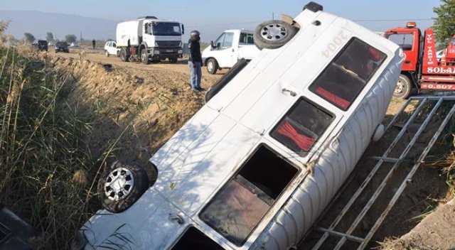 Öğrenci servisi su kanalına devrildi: 10 yaralı