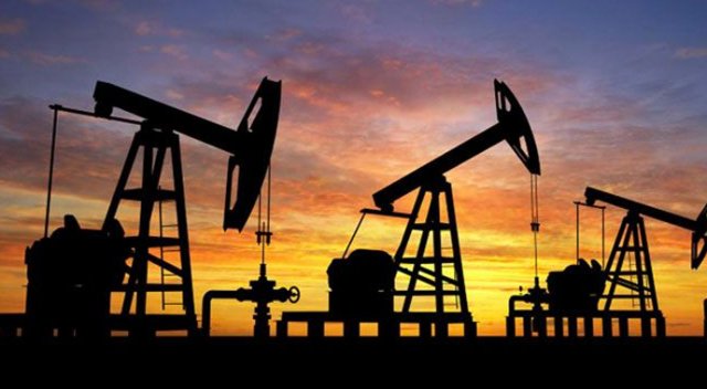 Petrol durdurulamıyor! Petrol durdurulamıyor!