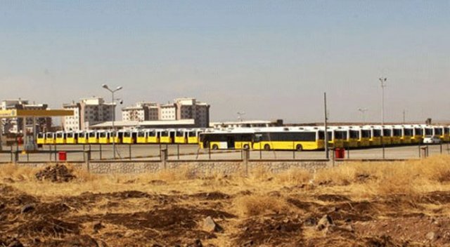 PKK tehdit etti, Diyarbakır'da halk otobüsleri kontak kapattı