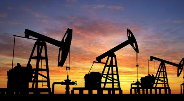 Rusya petrol üretiminde rekor kırdı Rusya petrol üretiminde rekor kırdı
