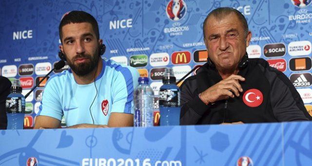 Terim: 'Arda konusunu zamana bırakalım'