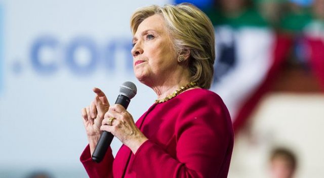 Wikileaks Clinton belgelerini yayınladı Wikileaks Clinton belgelerini yayınladı