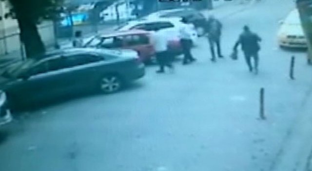 Yenibosna’daki patlama anı kamerada Yenibosna’daki patlama anı kamerada