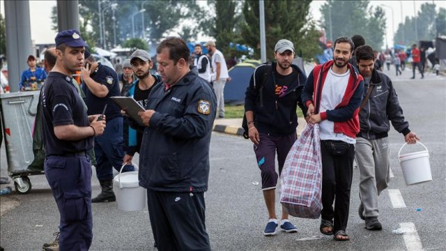 Yunan adalarındaki göçmenlerin çilesi yıllarca sürebilir