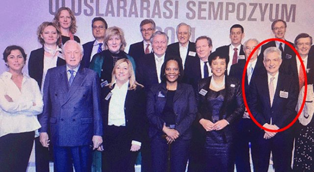 Zarrab’ı yargılayan hakim FETÖ’nün İstanbul’da düzenlediği konferansta Zarrab’ı yargılayan hakim FETÖ’nün İstanbul’da düzenlediği konferansta