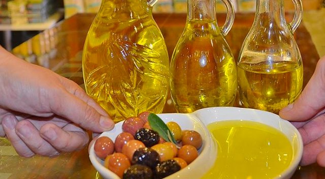 Zeytinyağında sezon 18 lira ile açıldı Zeytinyağında sezon 18 lira ile açıldı