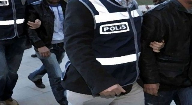 'Savcıyız' diyerek 31 kişiyi dolandıran şebeke çökertildi 'Savcıyız' diyerek 31 kişiyi dolandıran şebeke çökertildi