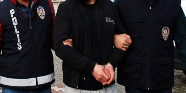 14 polis ve 6 asker gözaltında 14 polis ve 6 asker gözaltında