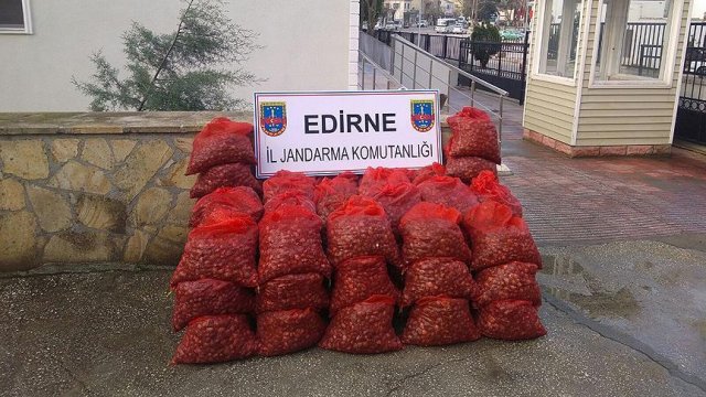 2,5 ton kaçak midye ele geçirildi