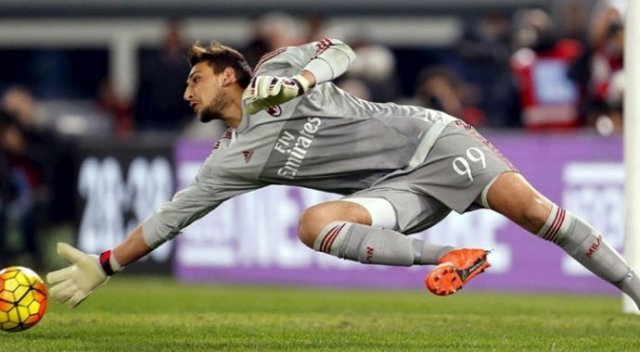 42 maça çıkan 17 yaşındaki Donnarumma için devler kapıda 42 maça çıkan 17 yaşındaki Donnarumma için devler kapıda