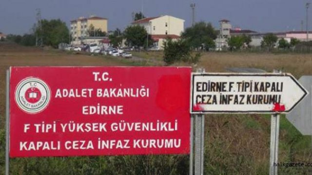 62 PKK&#039;lı konvoy halinde kentten çıkarıldı!