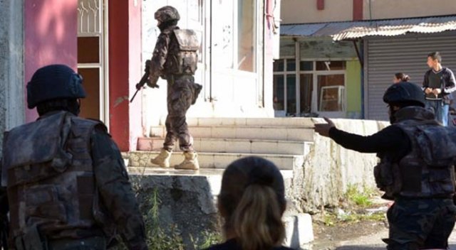 Adana'da ikinci bombalı araç Adana'da ikinci bombalı araç
