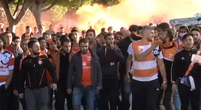 Adanaspor - Beşiktaş maçı öncesi ortalık karıştı Adanaspor - Beşiktaş maçı öncesi ortalık karıştı