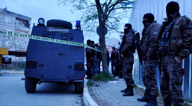 Aksaray'da 250 polisle huzur operasyonu Aksaray'da 250 polisle huzur operasyonu