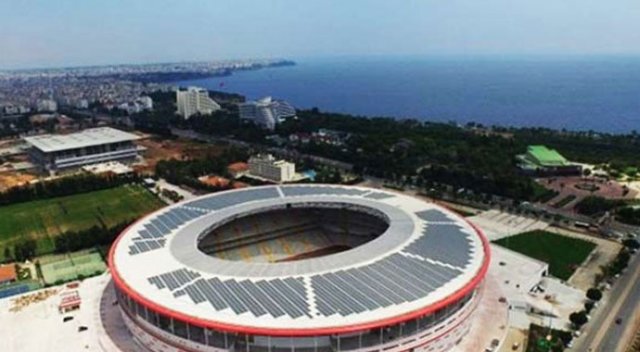 Milli maç öncesi bomba alarmı!