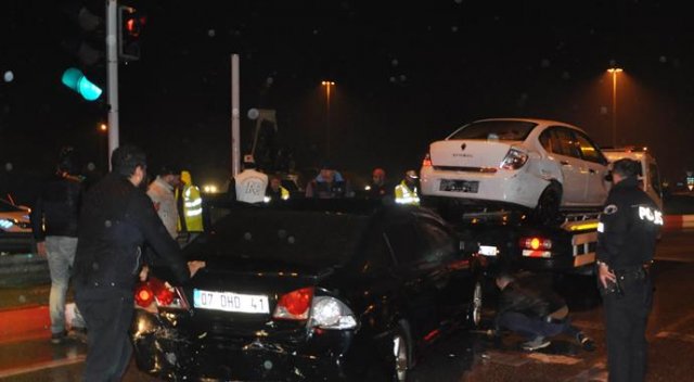 Antalya&#039;da zincirleme trafik kazası