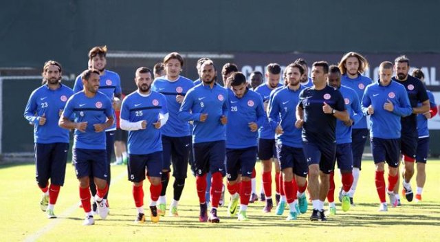 Antalyaspor’da Trabzonspor maçı hazırlıkları sürüyor