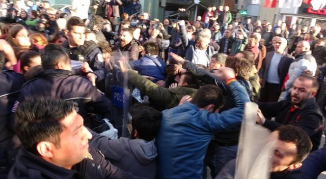 Artvin Hopa karıştı, polis müdahale etti