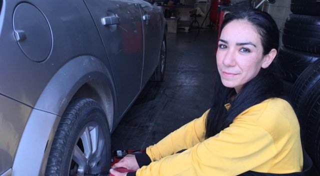 Bayan kuaförü genç kadın lastikçi oldu