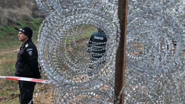 Bulgaristan'daki Afgan sığınmacılar sınır dışı ediliyor Bulgaristan'daki Afgan sığınmacılar sınır dışı ediliyor