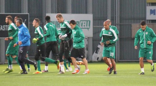 Bursaspor, Akhisar'a bileniyor Bursaspor, Akhisar'a bileniyor