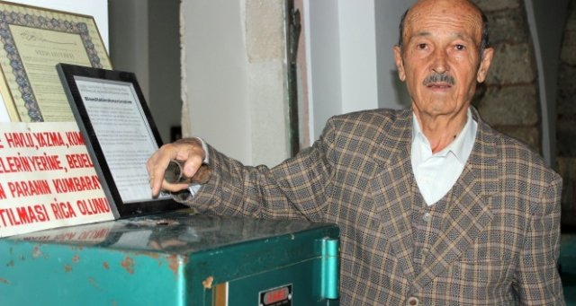 Caminin çelik para kasasını elektrik süpürgesiyle boşalttılar