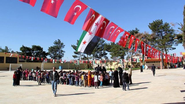 Cerablus&#039;un en büyük okulu tekrar eğitime başladı