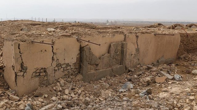 DEAŞ'ın yıktığı Nemrud antik kenti görüntülendi DEAŞ'ın yıktığı Nemrud antik kenti görüntülendi