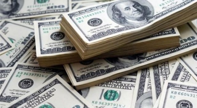 Dolar uçuyor, 3,32'yi de aştı Dolar uçuyor, 3,32'yi de aştı