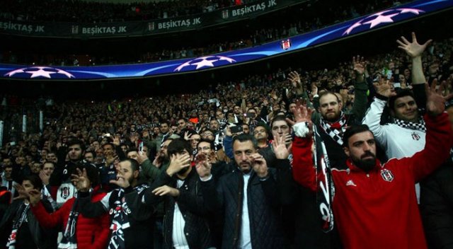 Dünya futbol tarihinde bir ilk!