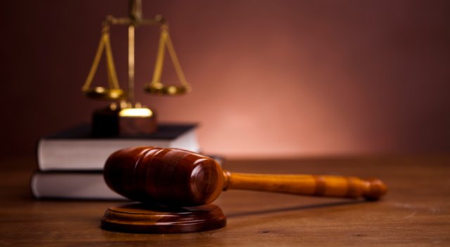 Eski Güvenlik Şube Müdürü FETÖ'den tutuklandı Eski Güvenlik Şube Müdürü FETÖ'den tutuklandı