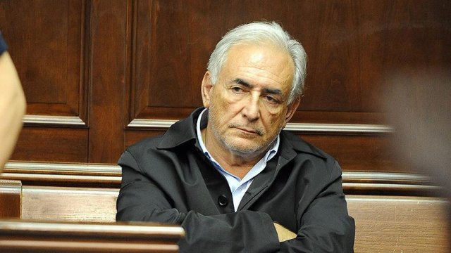 Eski IMF Başkanı Strauss-Kahn'a para cezası Eski IMF Başkanı Strauss-Kahn'a para cezası