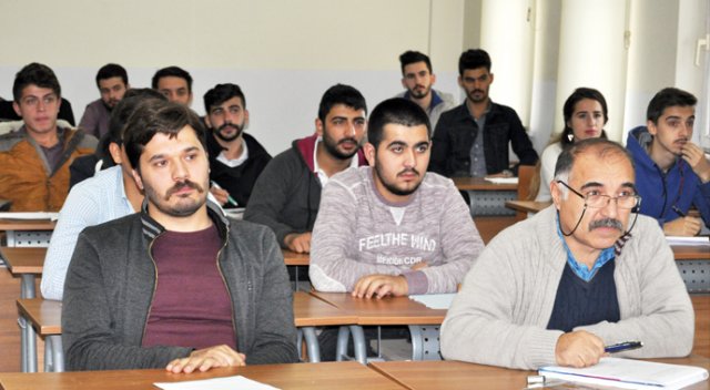 Evde baba oğullar üniversitede dost Evde baba oğullar üniversitede dost