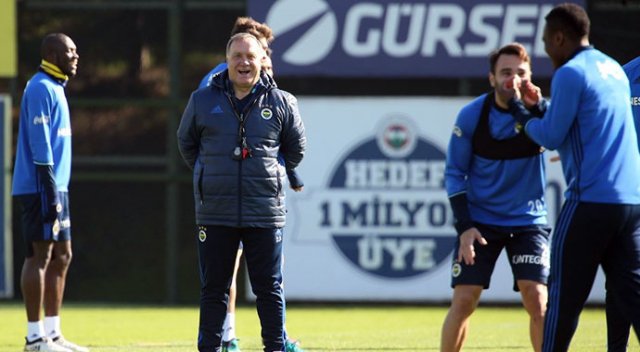 Fenerbahçe&#039;nin derbi 11&#039;i Ozan Tufan&#039;a bağlı