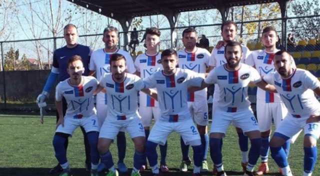 Fenerbahçeli eski futbolcu, amatörde oynuyor Fenerbahçeli eski futbolcu, amatörde oynuyor