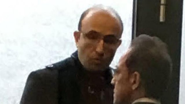 Firari Deniz Albay Almanya'da görüldü Firari Deniz Albay Almanya'da görüldü