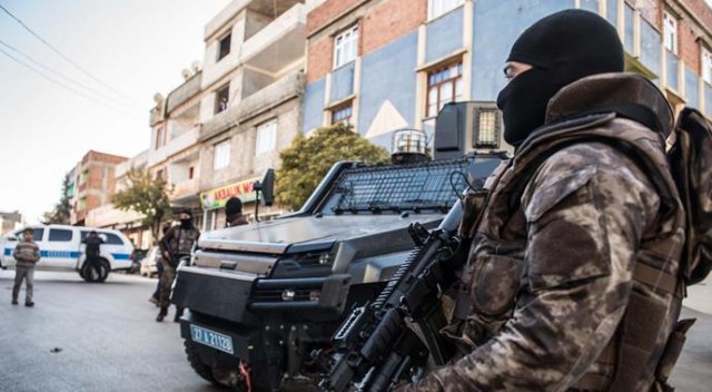 Gaziantep'te 300 polisle PKK operasyonu Gaziantep'te 300 polisle PKK operasyonu